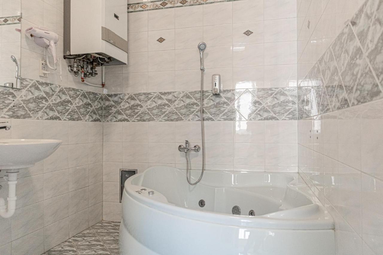 Apartamento Brilliant 2Br Apt. Near Akh-Hospital Viena Exterior foto